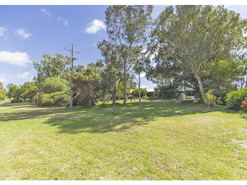 419 Lakeside Drive, Lake Boga VIC 3584