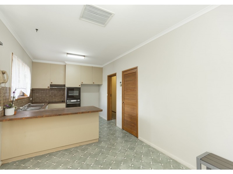 419 Lakeside Drive, Lake Boga VIC 3584