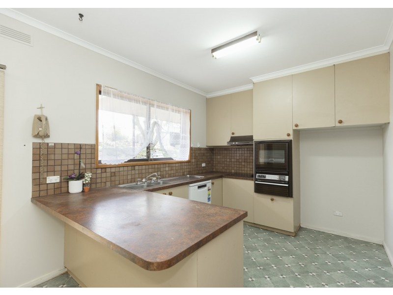 419 Lakeside Drive, Lake Boga VIC 3584