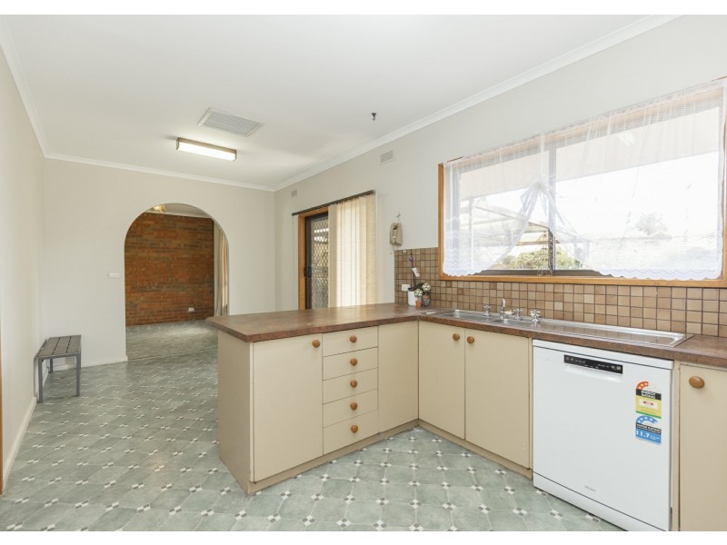 419 Lakeside Drive, Lake Boga VIC 3584