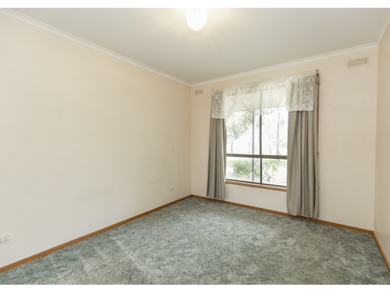 419 Lakeside Drive, Lake Boga VIC 3584