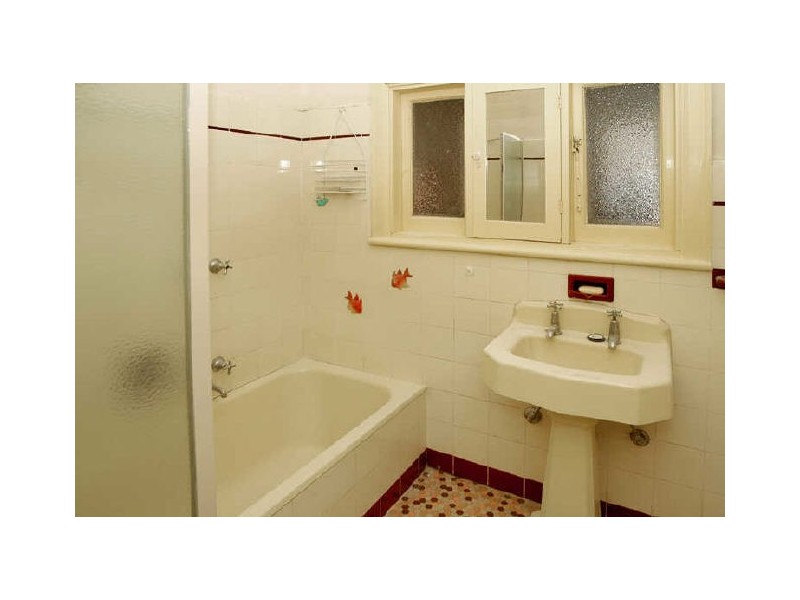 117 Collins Street, Thornbury VIC 3071