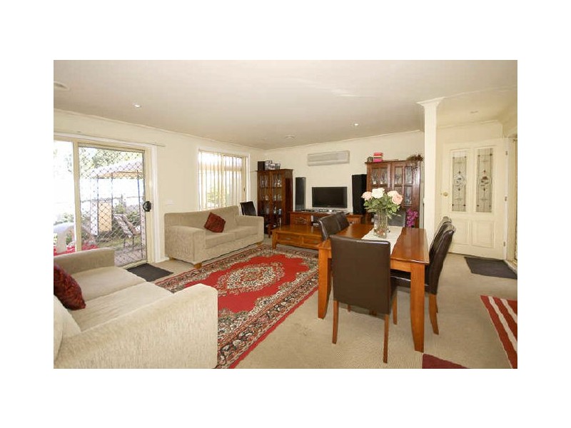 2/7 Emery St, Preston VIC 3072