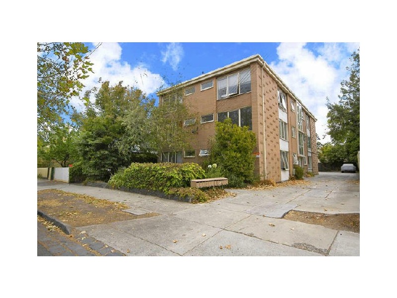 9/10 Station Street, Fairfield VIC 3078