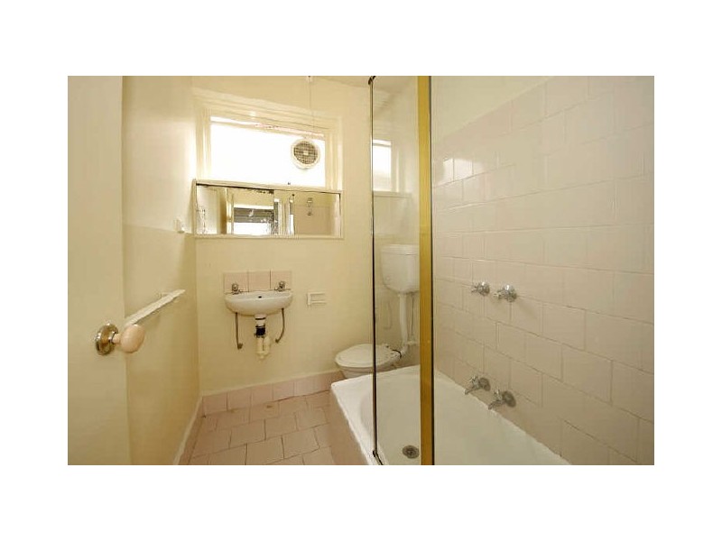 3/123 Emmaline Street, Northcote VIC 3070