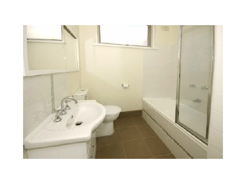 6/15 Rennie Street, Thornbury VIC 3071