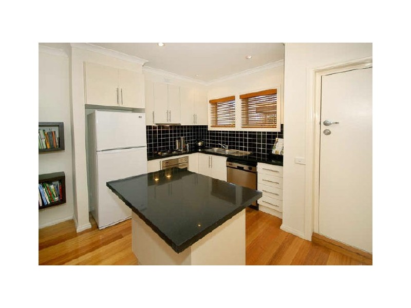 5/24 Dundas Street, Thornbury VIC 3071