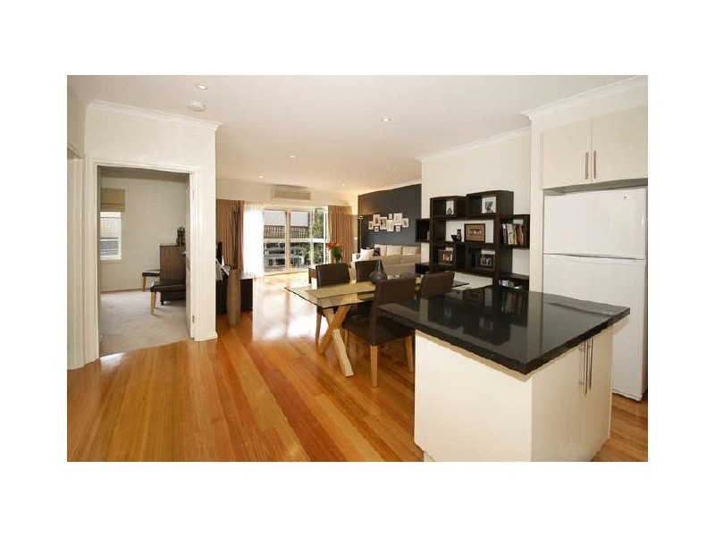 5/24 Dundas Street, Thornbury VIC 3071