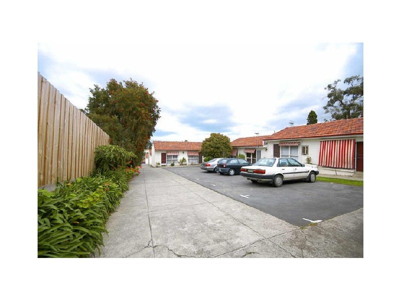 18/133 Clarke St, Northcote VIC 3070