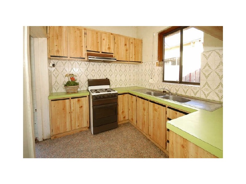 42 Shamrock Street, Brunswick VIC 3056