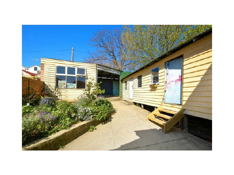 42 Shamrock Street, Brunswick VIC 3056