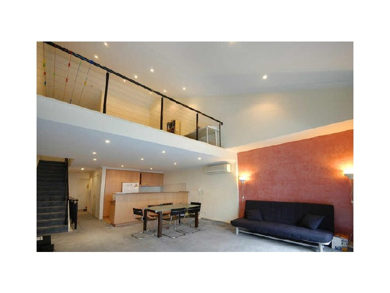 15 Nicholson Place, Melbourne VIC 3000