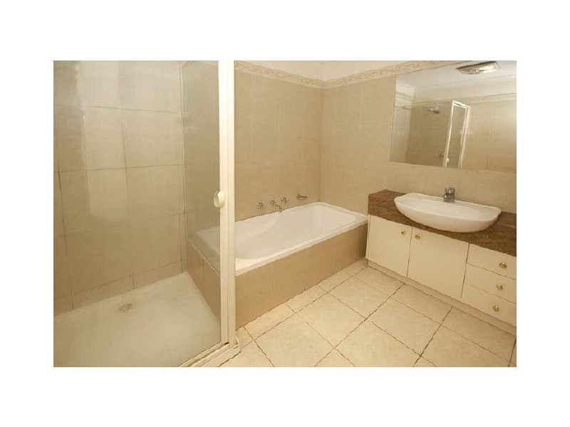 15 Nicholson Place, Melbourne VIC 3000