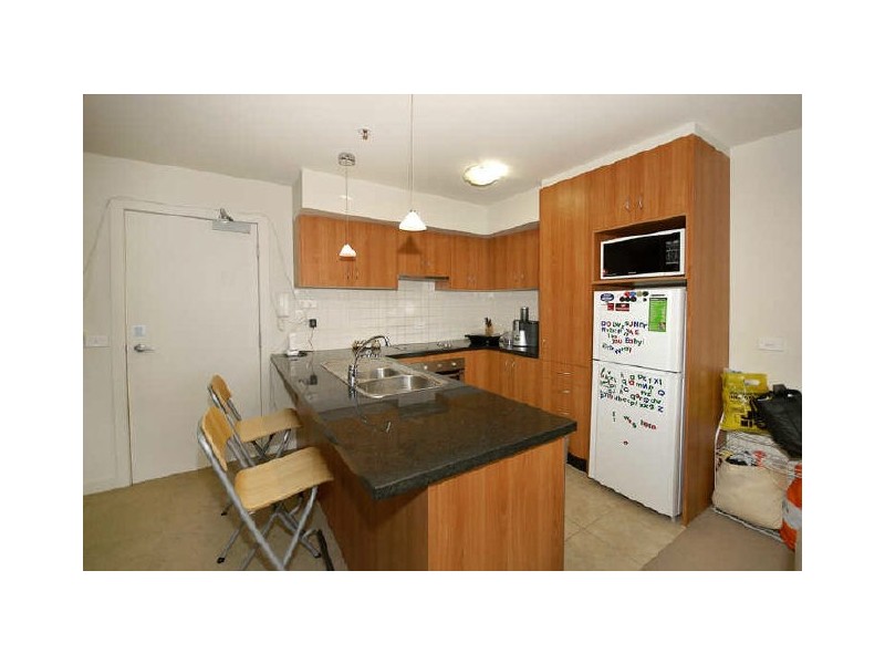 Apt 8, 102 St Georges Rd, Preston VIC 3072
