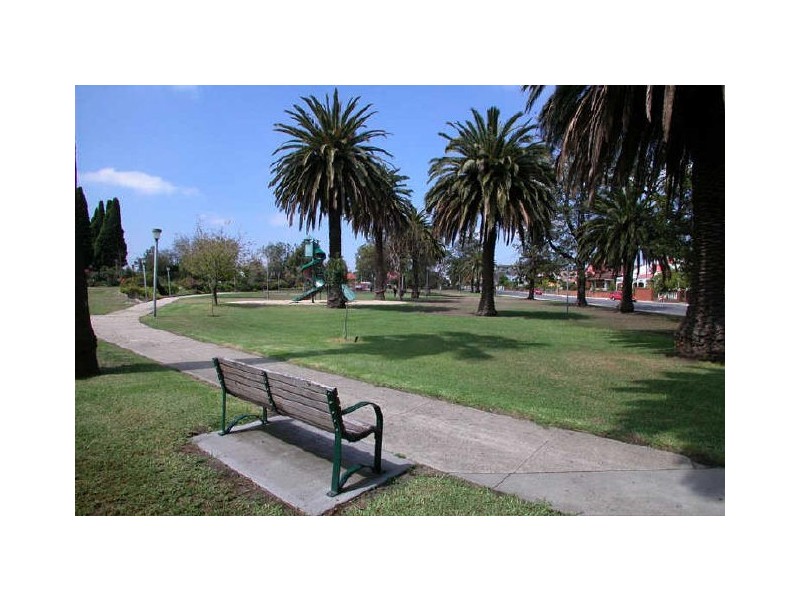 105 Elm Street, Northcote VIC 3070