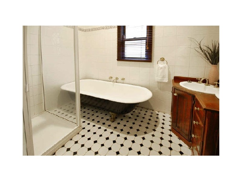 122 Keon Street, Thornbury VIC 3071