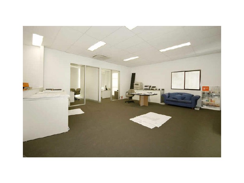 1/18 Mallett Road, Tullamarine VIC 3043