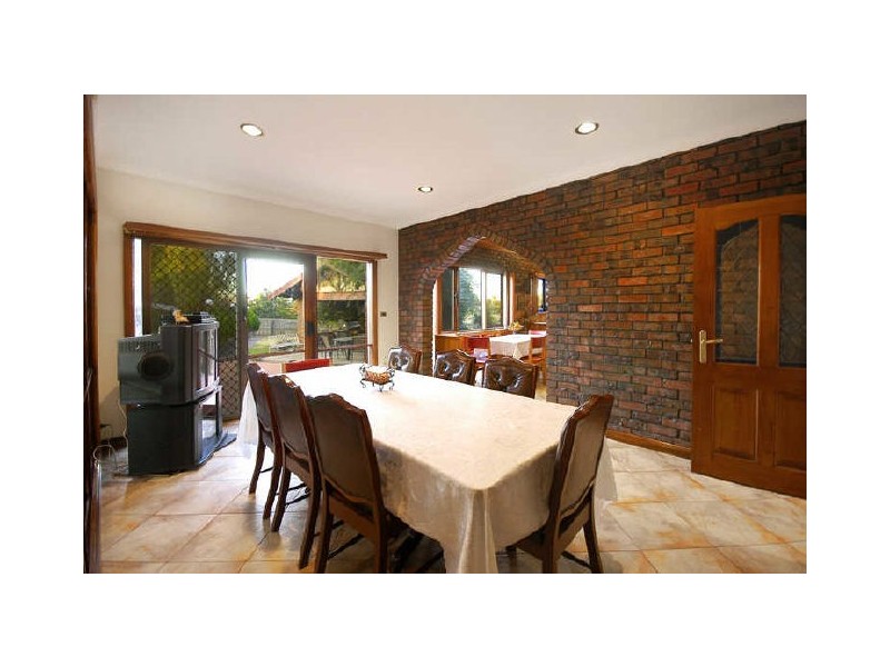 7 Monza Court, Reservoir VIC 3073
