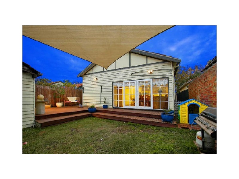 16 Phillips Street, Coburg VIC 3058