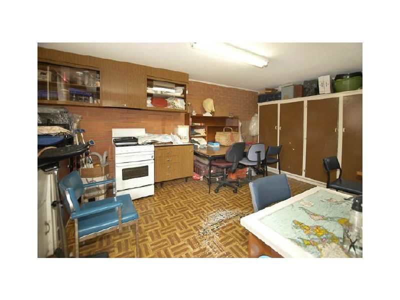 65 Middle Street, Glenroy VIC 3046