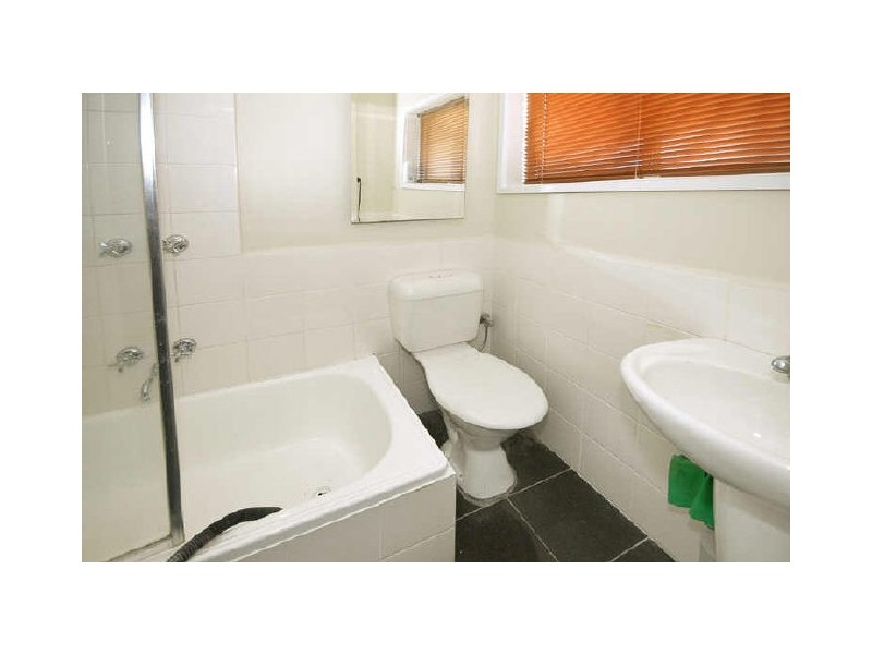 8/29 Clyde Street, Thornbury VIC 3071