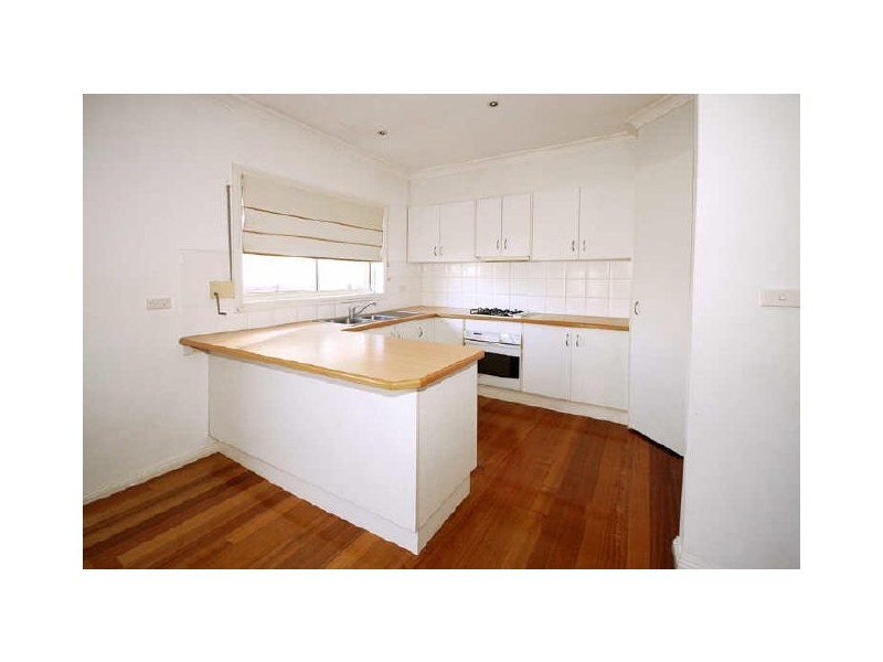 2/127 Beaconsfield Parade, Northcote VIC 3070