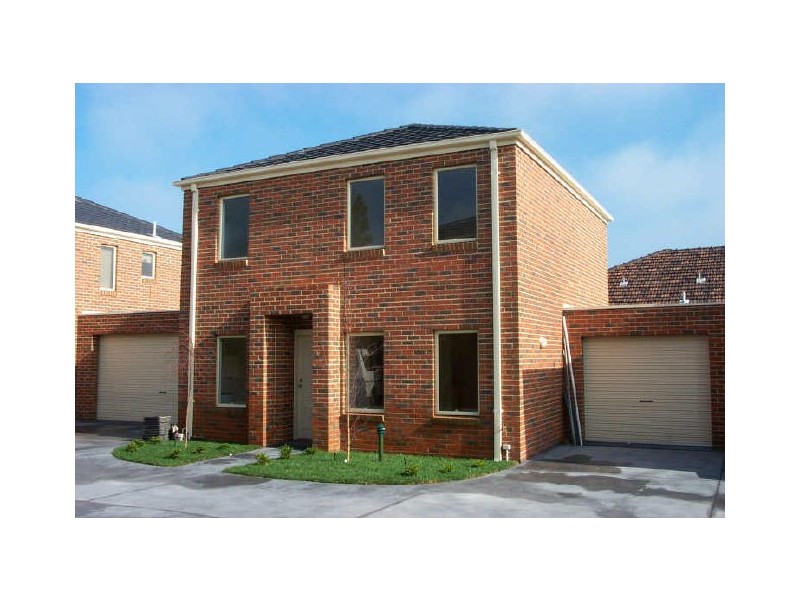 2/97-99 Hickford Street, Reservoir VIC 3073