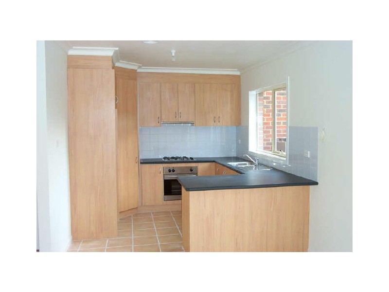 2/97-99 Hickford Street, Reservoir VIC 3073