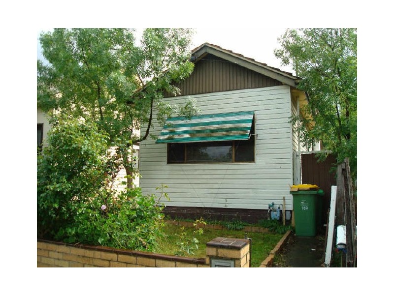 163 Rossmoyne Street, Thornbury VIC 3071