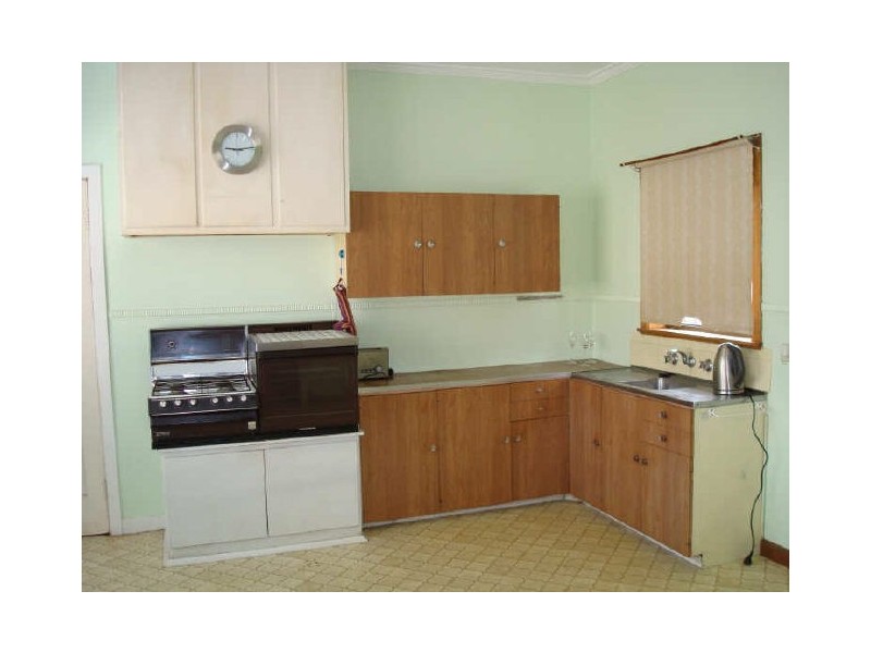 163 Rossmoyne Street, Thornbury VIC 3071