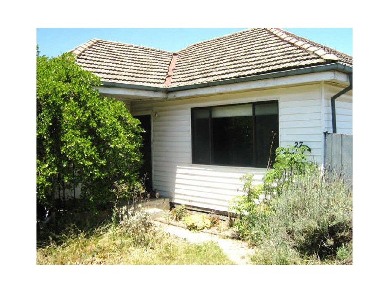 27 Chingford Street, Fairfield VIC 3078
