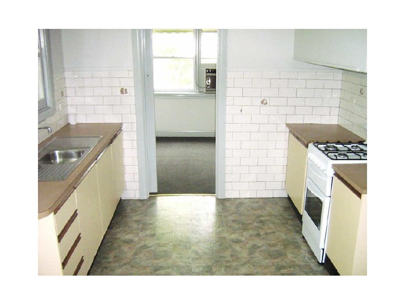 27 Chingford Street, Fairfield VIC 3078