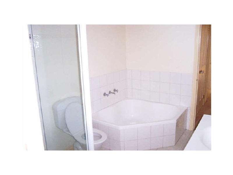 1/40 Everett Street, Brunswick VIC 3056