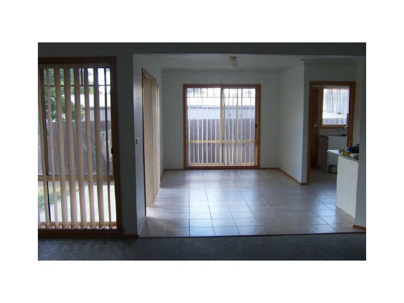 12 Greenock Street, Reservoir VIC 3073