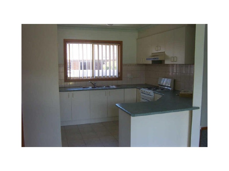 12 Greenock Street, Reservoir VIC 3073