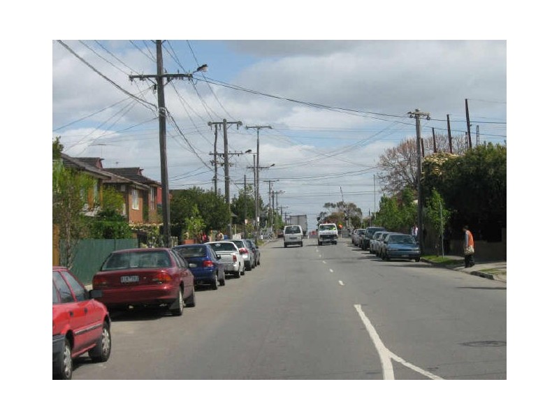 8/19 Normanby Avenue, Thornbury VIC 3071