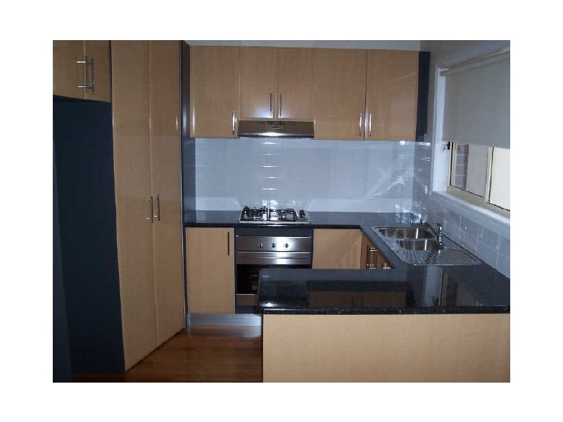 2/12 Goulburn Avenue, Reservoir VIC 3073