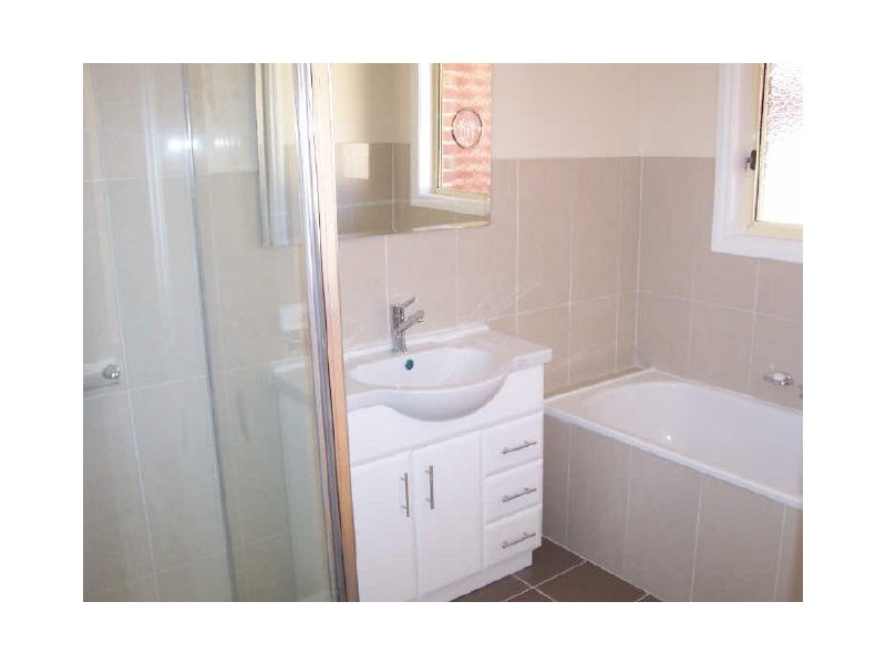 2/12 Goulburn Avenue, Reservoir VIC 3073