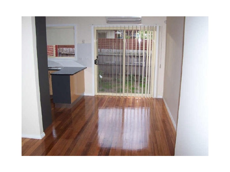 2/12 Goulburn Avenue, Reservoir VIC 3073