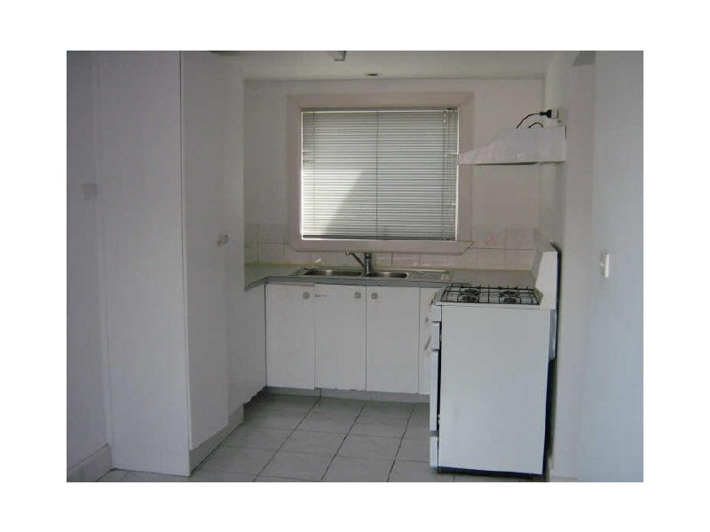 2/198 Raleigh Street, Thornbury VIC 3071