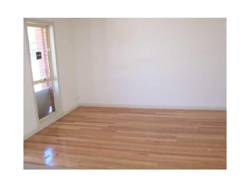 4/81-85 Crevelli Street, Reservoir VIC 3073