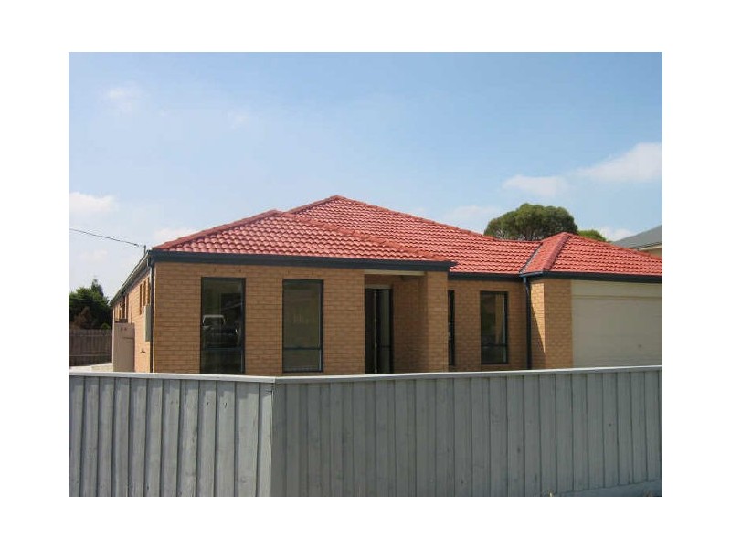 10 Cabernet Crescent, Bundoora VIC 3083