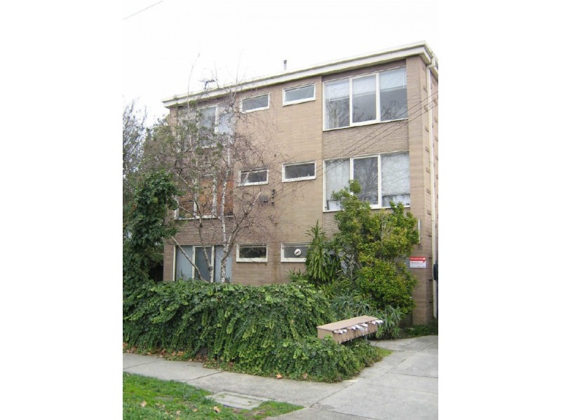 9/10 Station Street, Fairfield VIC 3078