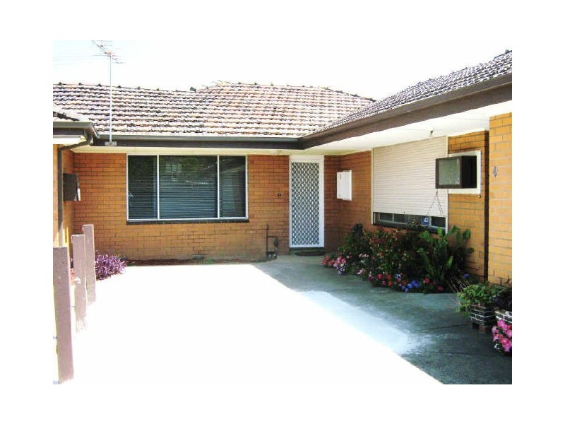 3/82 Henty Street, Reservoir VIC 3073