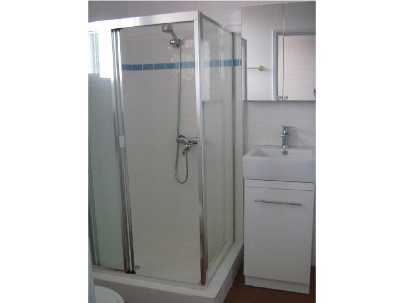 8/65 Collins Street, Thornbury VIC 3071