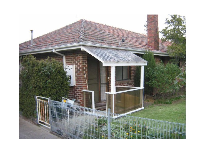 2 Hutchison Place, Coburg VIC 3058