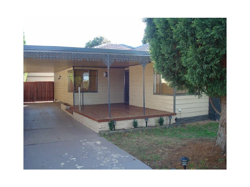 23 Lane Crescent, Reservoir VIC 3073