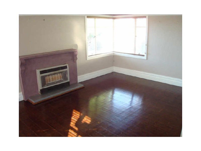 23 Lane Crescent, Reservoir VIC 3073