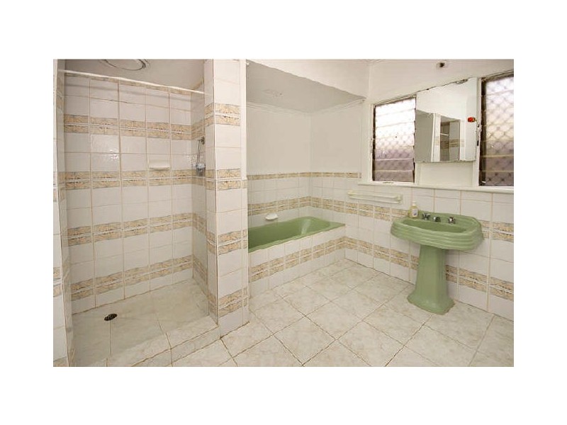 10 Stott Street, Preston VIC 3072