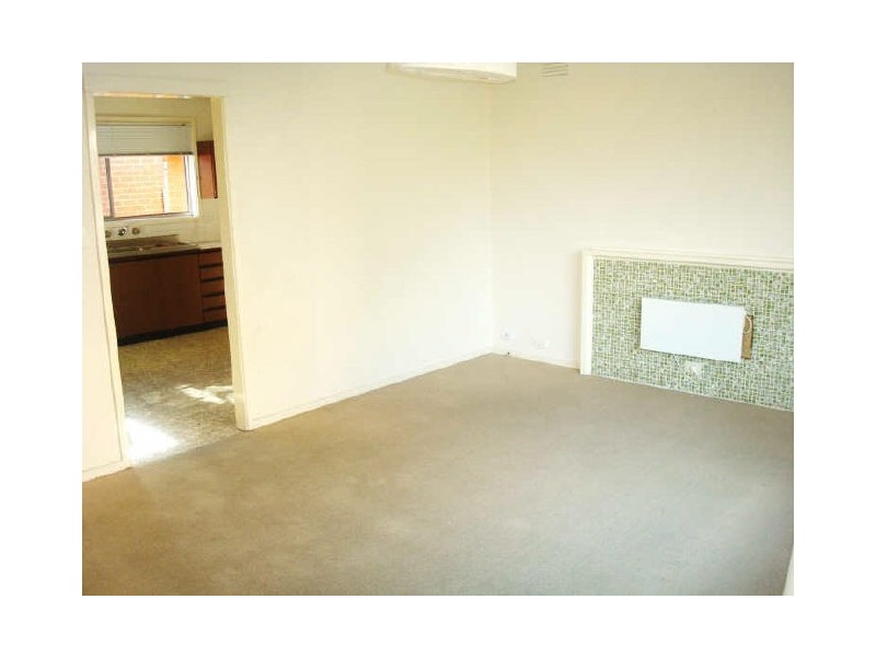 3/15 Harbury Street, Reservoir VIC 3073